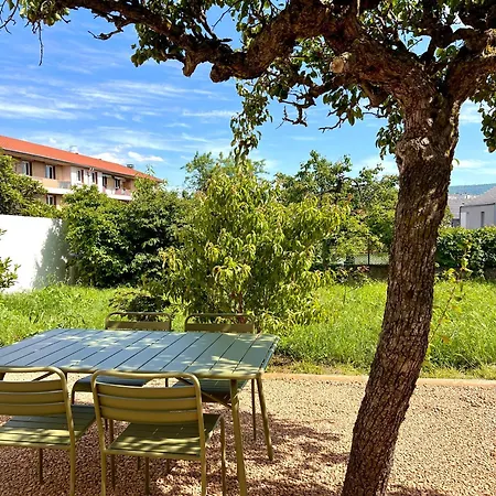 Maison 4 Suites, Jardin, Home-cinema דירה קלרמונט-פרנד